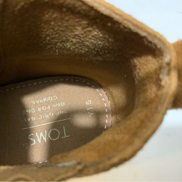 TOMS Youth Suede Wedge Booties size 1.5 - Picture 10 of 11
